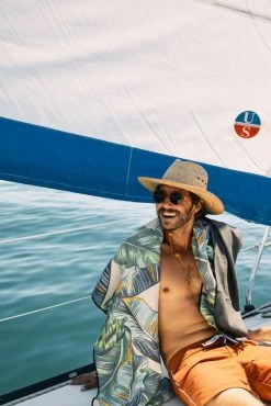 Nomadix Original Towel -Camp & Hike Deals Shop 86317670 b702 4eb4 b73a f6afd7ca02bc