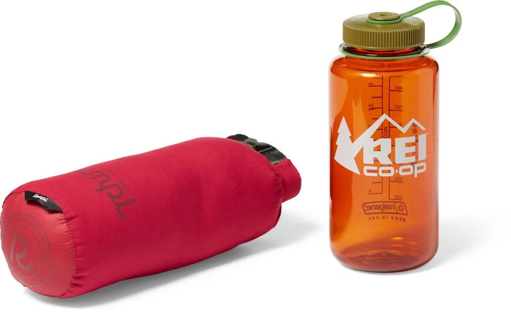 Rumpl NanoLoft Flame Puffy Blanket 2 Rumpl NanoLoft Flame Puffy Blanket - Image 2