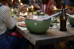 Hydro Flask Serving Bowl with Lid - 5 Qt. -Camp & Hike Deals Shop c6404b8b 610d 4771 8795 4dc49561a629