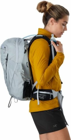 Arc'teryx Aerios 30 Pack - Women's -Camp & Hike Deals Shop c7e4b7f5 4093 4f5d 8032 e3e10fdf5de4