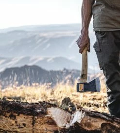 Hults Bruk Agdor 28 Montreal Axe -Camp & Hike Deals Shop d20e4db3 50e2 49c1 8a68 2812f42cb442