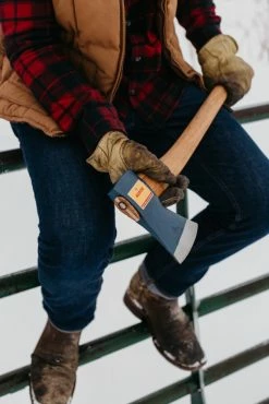 Hults Bruk Agdor 28 Montreal Axe -Camp & Hike Deals Shop e022c650 b2d0 4c0b 884d 76b0901390ec