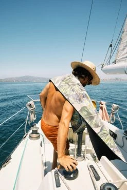 Nomadix Original Towel -Camp & Hike Deals Shop e8bb4ecf 10c7 485f a8df 169403018c94